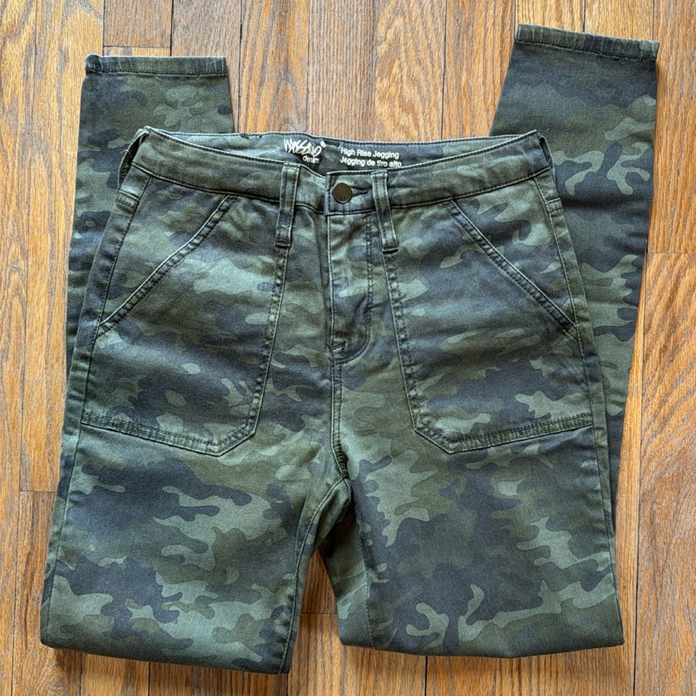Massimo camo jeans
